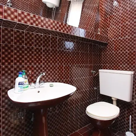 Apartman Arbanija 9423a