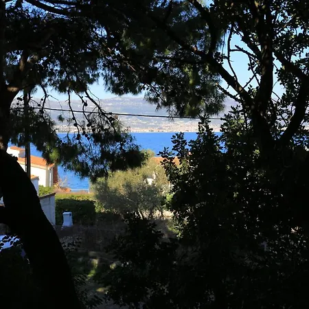 Arbanija 9423a Apartman